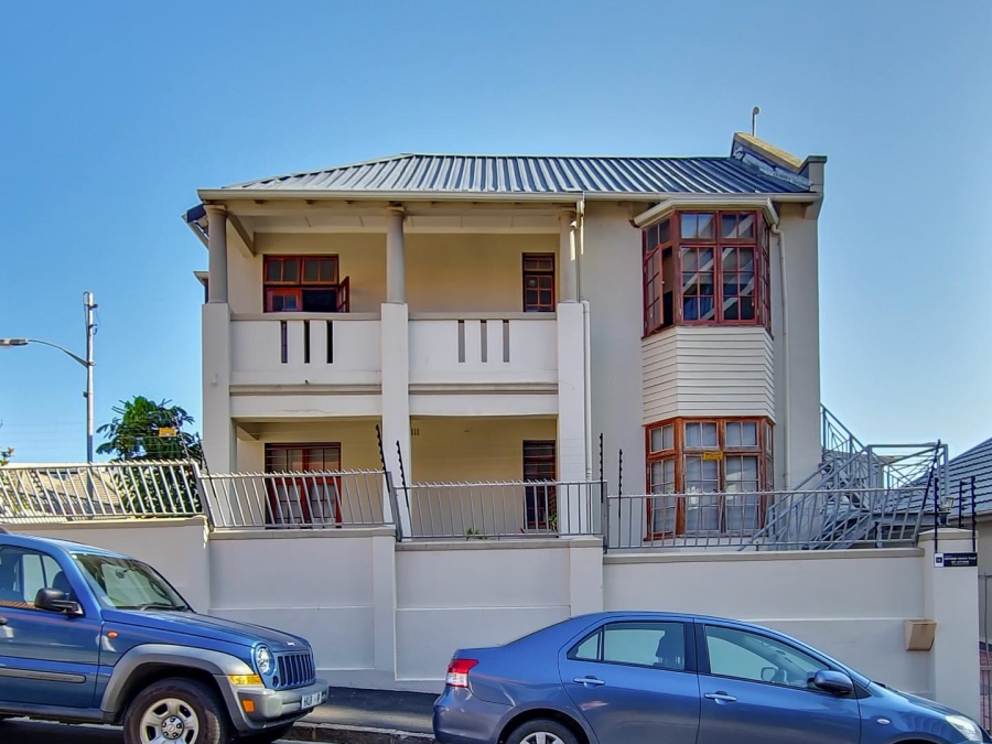 To Let 2 Bedroom Property for Rent in Sea Point Western Cape